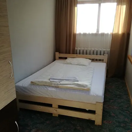 Apart 3*